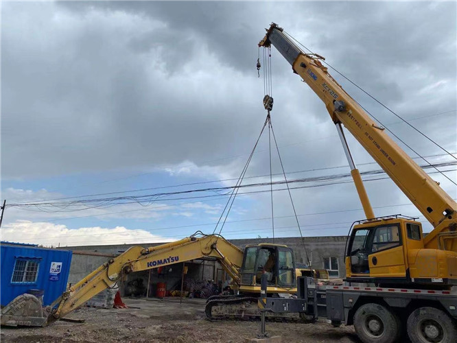 左权县25吨吊车的工作半径是多少？